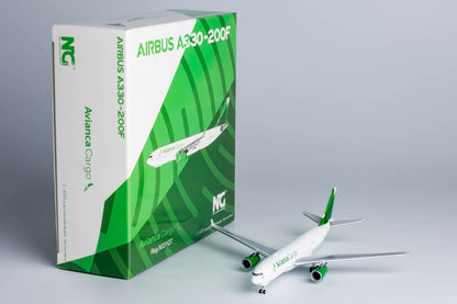 1:400 NG Model Avianca Cargo AIRBUS A330-200F Aircraft Diecast Airplane Model