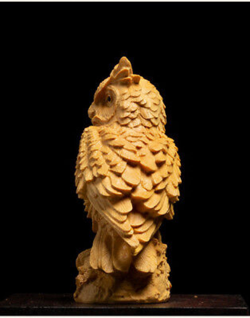 CC1203B -- 9 CM High Carved Boxwood Carving : Vivid Smart Owl