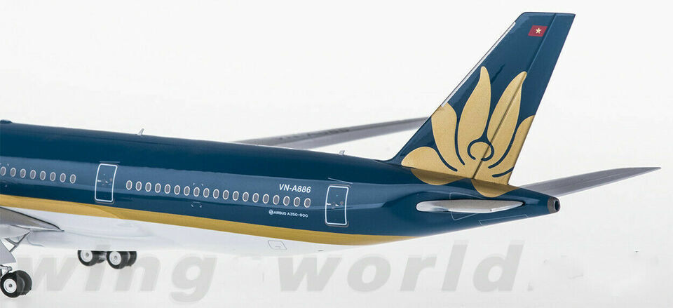 1:200 34CM Eagle Vietnam Airlines AIRBUS A350-900 Passenger Plane Diecast Model