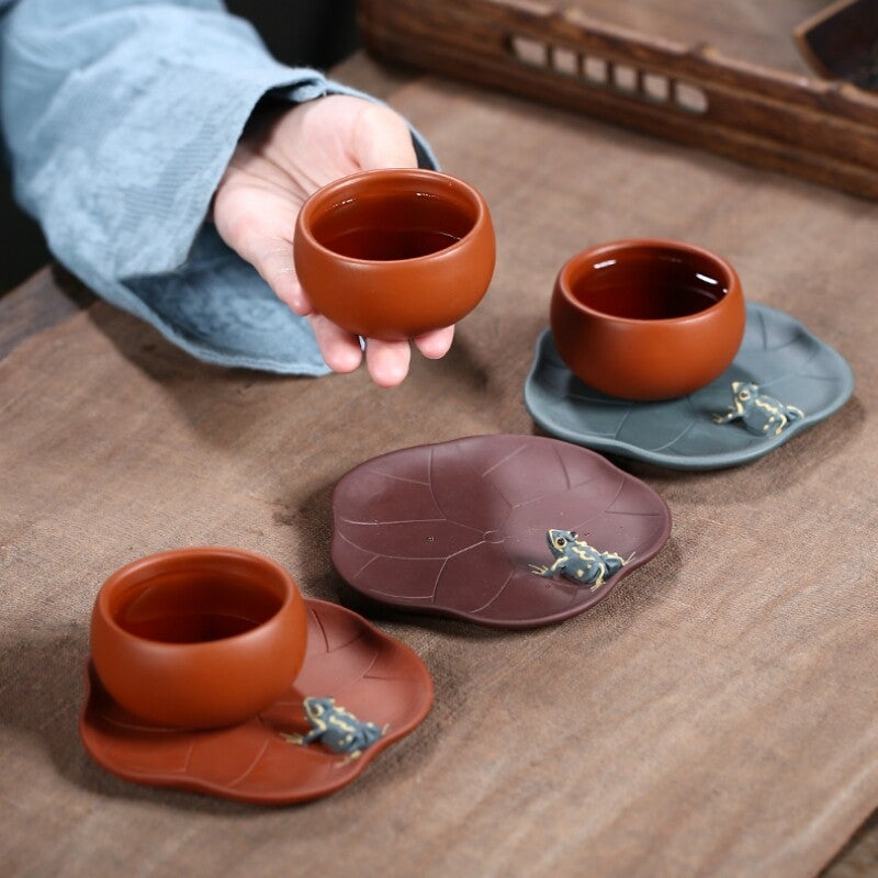 Creative Holder For Teacup Frog Statue Handmade Artware Yixing Zisha Purple Clay