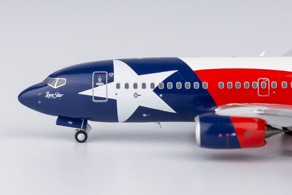 1:400 NG Model Southwest BOEING 737-700 Passenger Airplane Diecast Plane Model