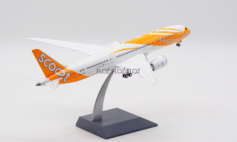 for Inflight SCOOT Air Singapore for Boeing B787-9 9V-OJH 1:200 Aircraft Model