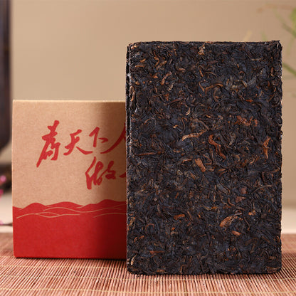 2017 Haiwan Old Comrade Made Good Tea for Everyone Pu-erh Pu'er Brick Ripe 250g