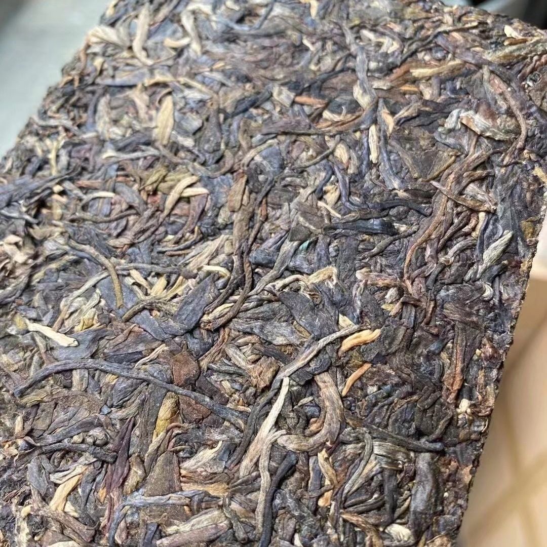 300g Raw Tea Brick Dry Warehouse Ancient Tree Tea 2003 Tea Brick Pu'er Tea
