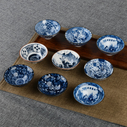 Blue-and-white porcelain tea cup for Pu'er tea Chinese kungfu tea cup Jingdezhen