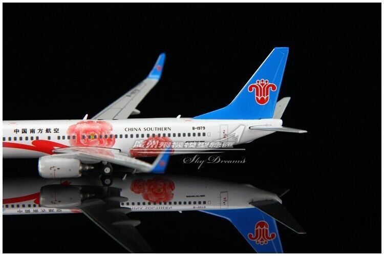1:400 JC Wings CHINA SOUTHERN BOEING 737-800 Passenger Airplane Diecast Model