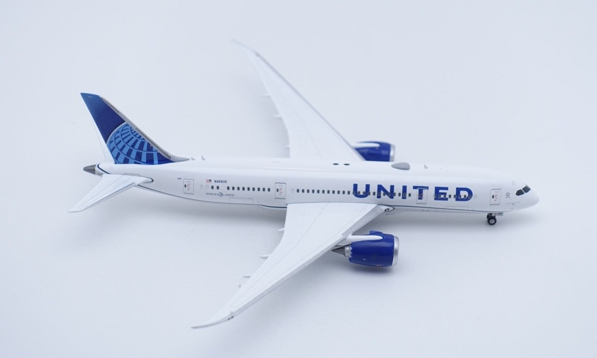 1:400 Phoenix United Airlines Boeing 787-8 Airplane Diecast Aircraft Plane Model
