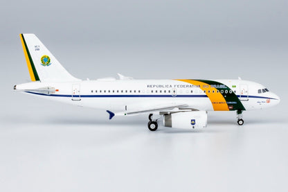 1:400 NG Model DELTA AIRBUS A319 Passenger Airplane Diecast Aircraft Plane Model