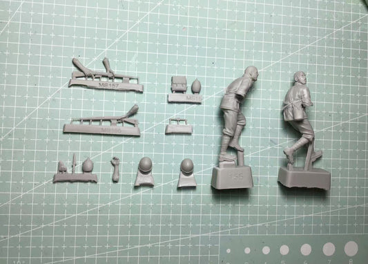1:35 resin figure model 4 soldiers Unassembled Unpainted