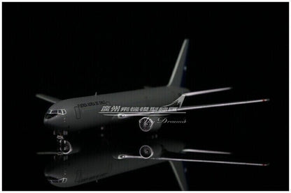 1:400 JC Wings FERZA AEREA DE CHILE BOEING 767-300 Passenger Plane Diecast Model
