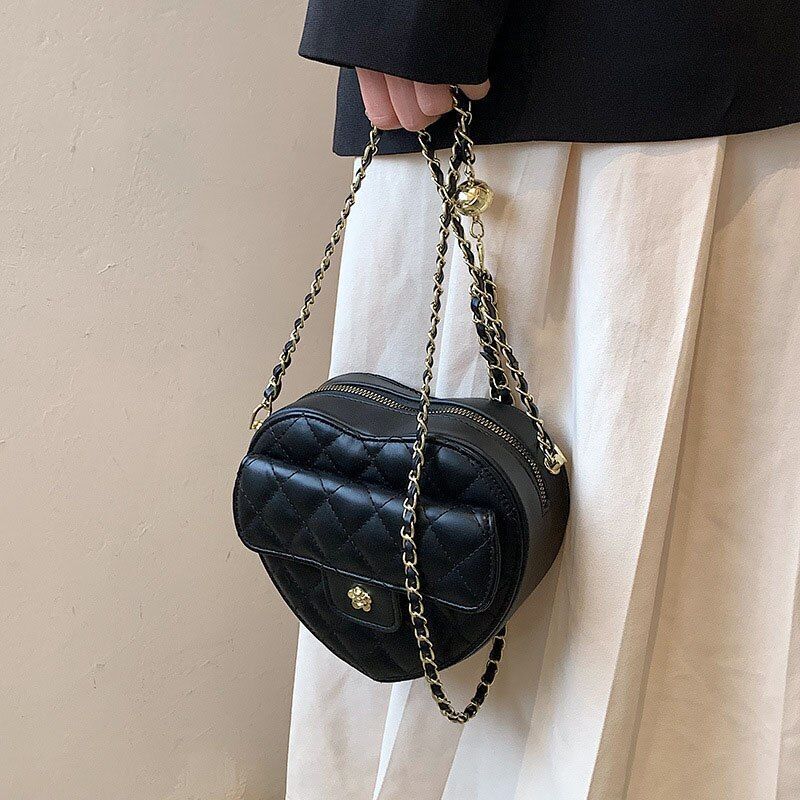 Synthetic Leather Chain Crossbody Bags Heart Shape Handbag Summer Shoulder Purse