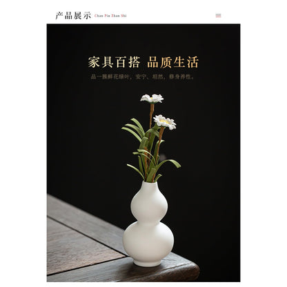 Chinese Vase Gourd White Ceramic Tea Pet 10.2cm Desktop Decoration Tea Ceremony