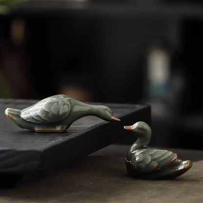 1Pc Exquisite Ceramic Cute Duck Tea Table Decoration Accessories Tea Pet
