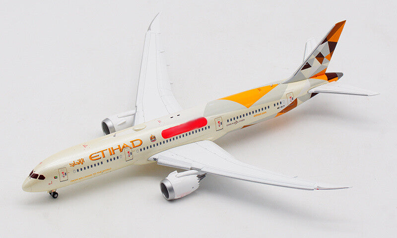 JC Wings Etihad Airways for Boeing 787-9 A6-BLM Flaps down 1:400 plane model