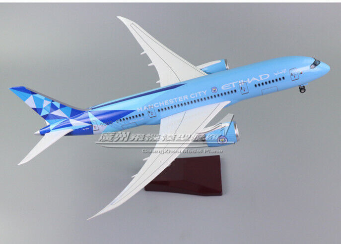 1:130 43CM ETIHAD MANCHESTER CITY BOEING 787 Airplane Landing Gear Resin Model