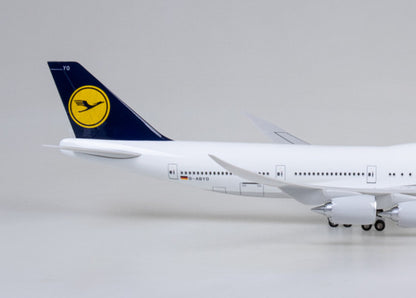 47CM 1:160 Lufthansa BOEING 747-8 Airplane Landing Gears Resin Aircraft Model