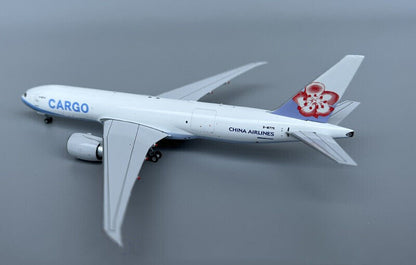 1:400 NG Model CHINA AIRLINES CARGO BOEING 777-200LRF Aircraft Diecast Model
