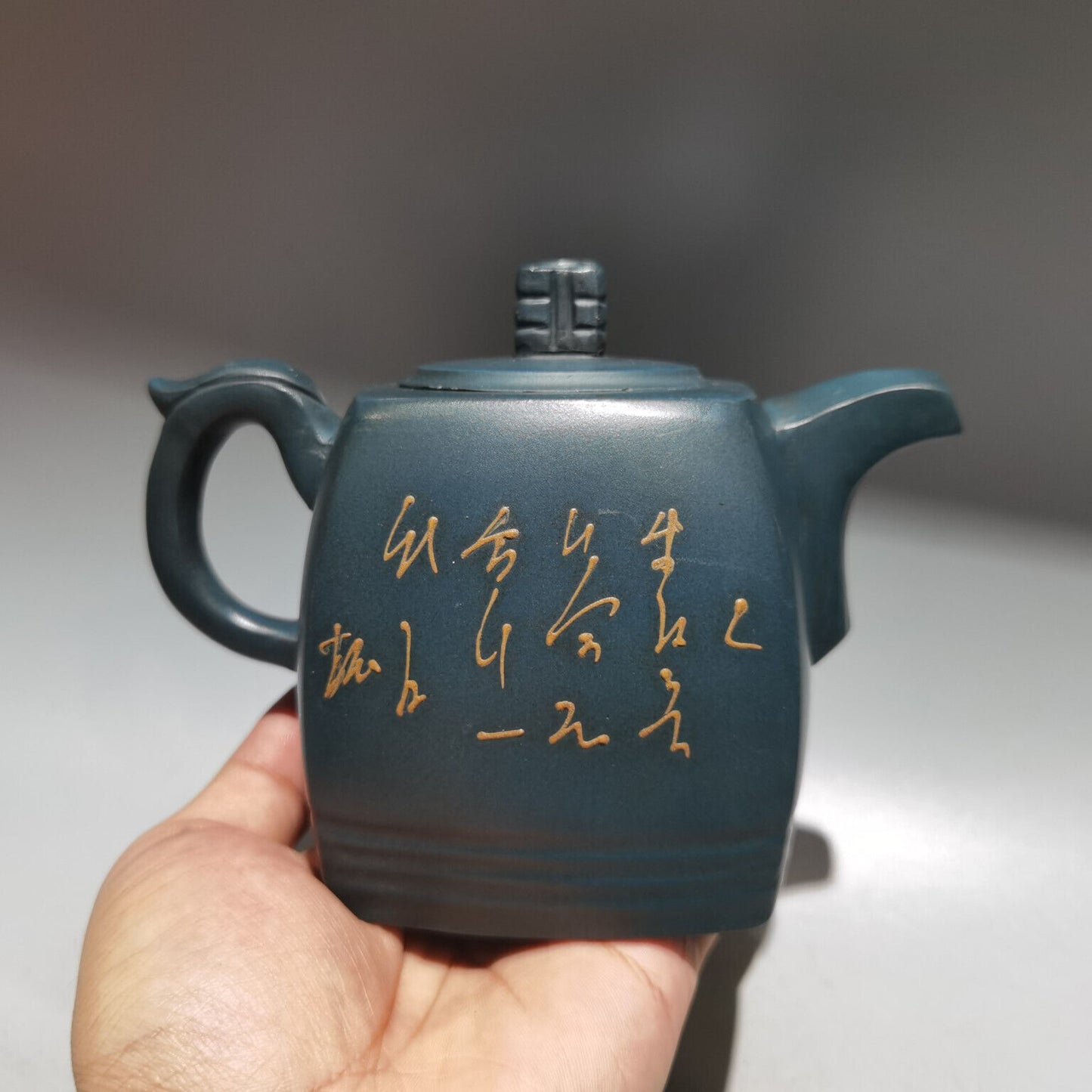 Chinese Yixing Zisha Clay Handmade Exquisite Teapot（四方泥绘壶 底款：顾景舟）