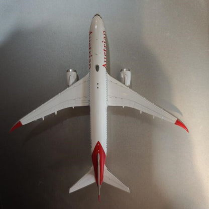 1:400 JC Wings Austrian Airlines Boeing 787-9 Airplane Diecast Aircraft Model