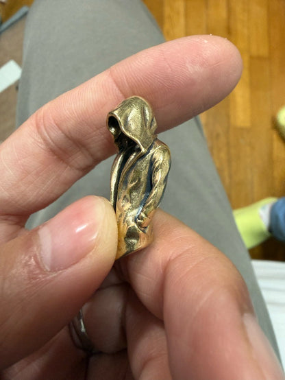 Brass Assassin Cloak Keychain Pendant Punk Style Personalized Brass Charm