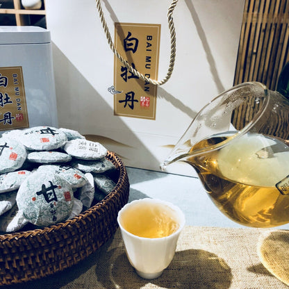 Fuding White Tea White Wood Dan Cake Old White Tea Elderly Little White Wood Brown Tea Brand New-
