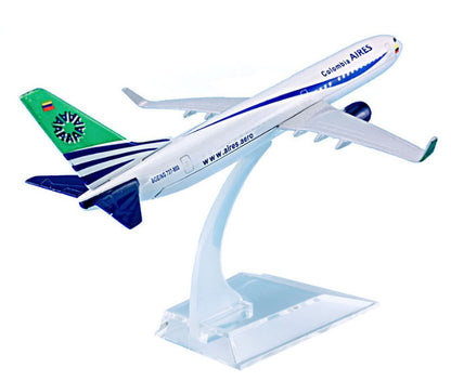 16CM Aires Colombia Boeing 737-800 Passenger Airplane Diecast Aircraft Model