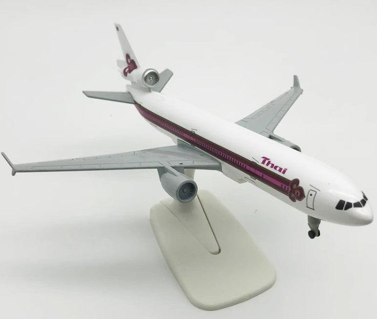 20CM Thai McDonnell Douglas MD-11 Passenger Aircraft Diecast Airplane Model