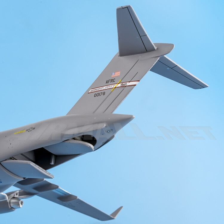1:400 GeminiJets United States Air Force C-17A Diecast Aircraft Model