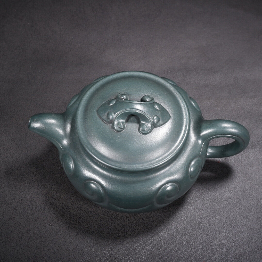 Chinese Yixing Zisha Clay Handmade Exquisite Teapot （仿古如意 底款：顾景洲）