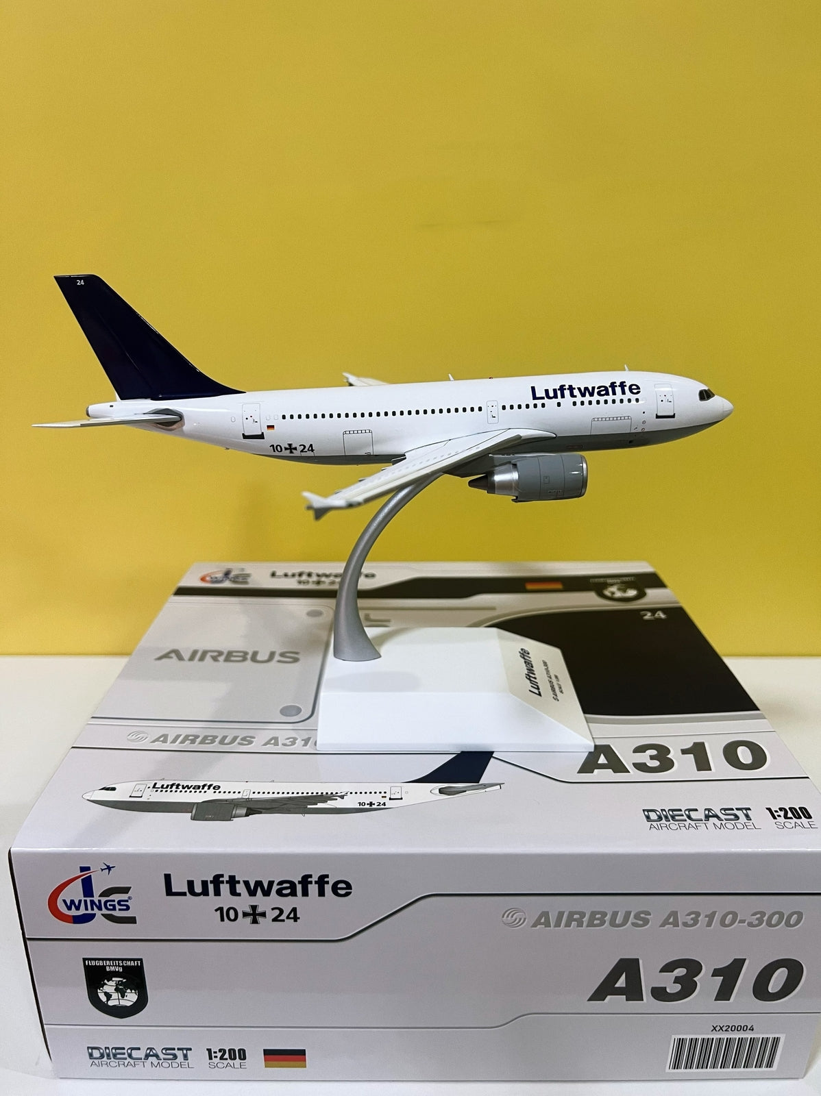 1:200 JC Wings Luftwaffe Airbus A310-300 Passenger Airplane Diecast Model