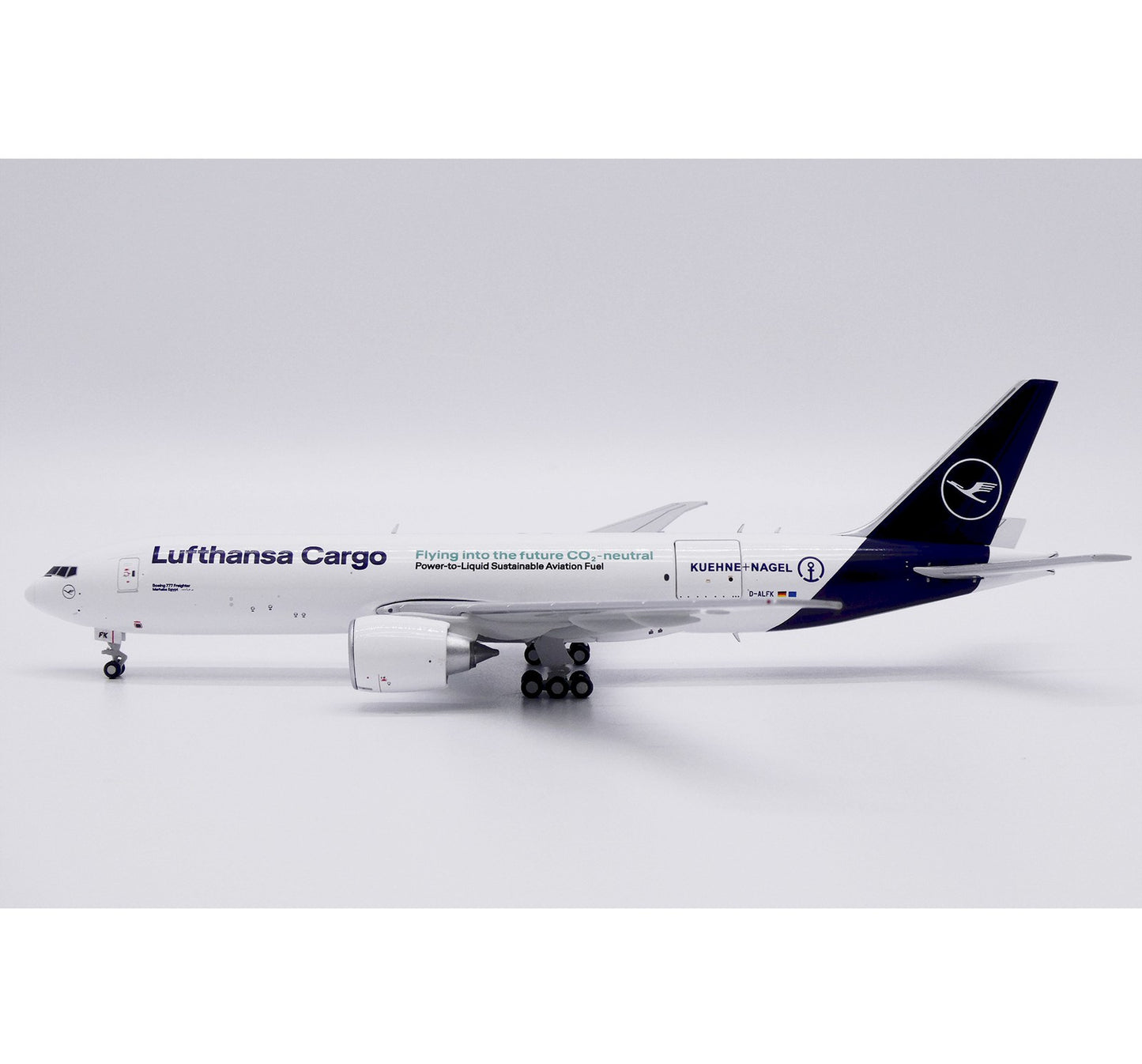 1:400 JC Wings Lufthansa Boeing 777-200F Passenger Plane Diecast Aircraft Model