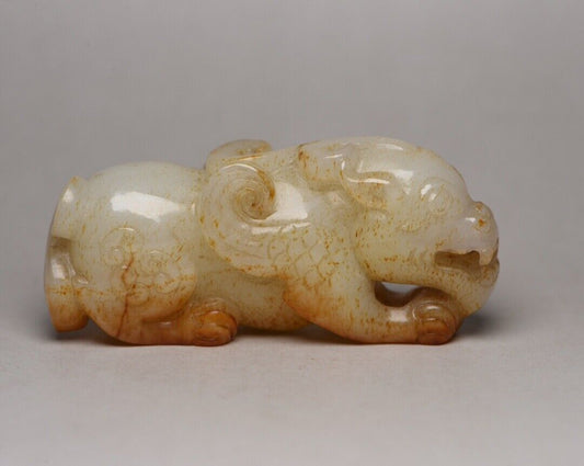 Chinese Natural Hetian Jade Hand Carving Beast Statue Nice Unique Wonderful Art