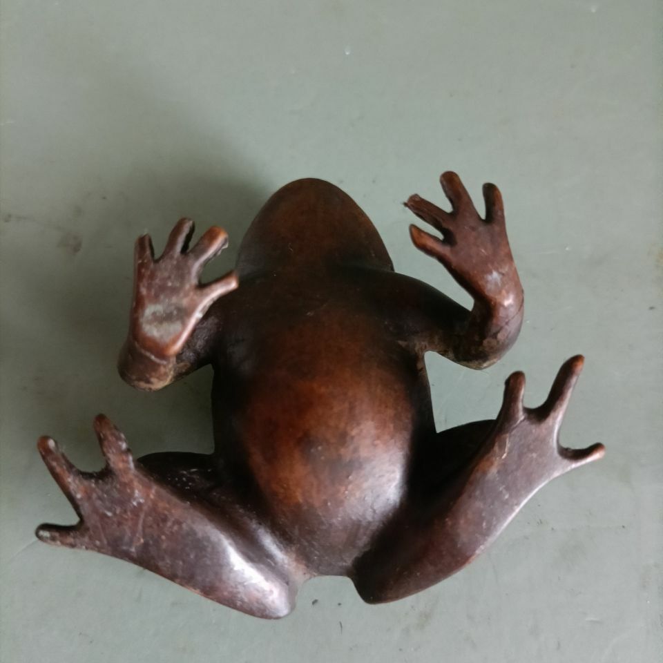 Antique Collection Solid Frog Ornament Small Handle Tea Pet Ornament Statue