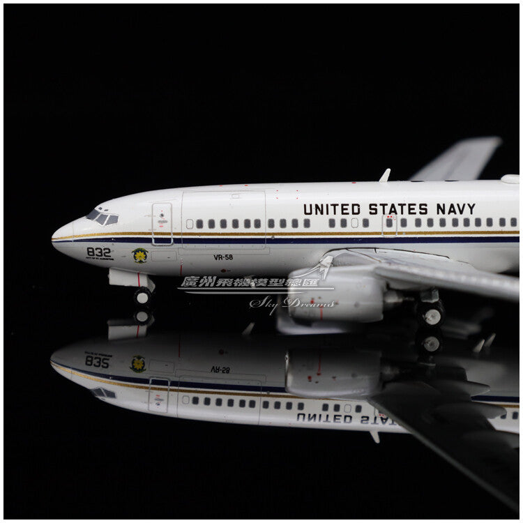 1:400 JC Wings U.S. Navy BOEING 737-700 C-40A Airplane Diecast Aircraft Model