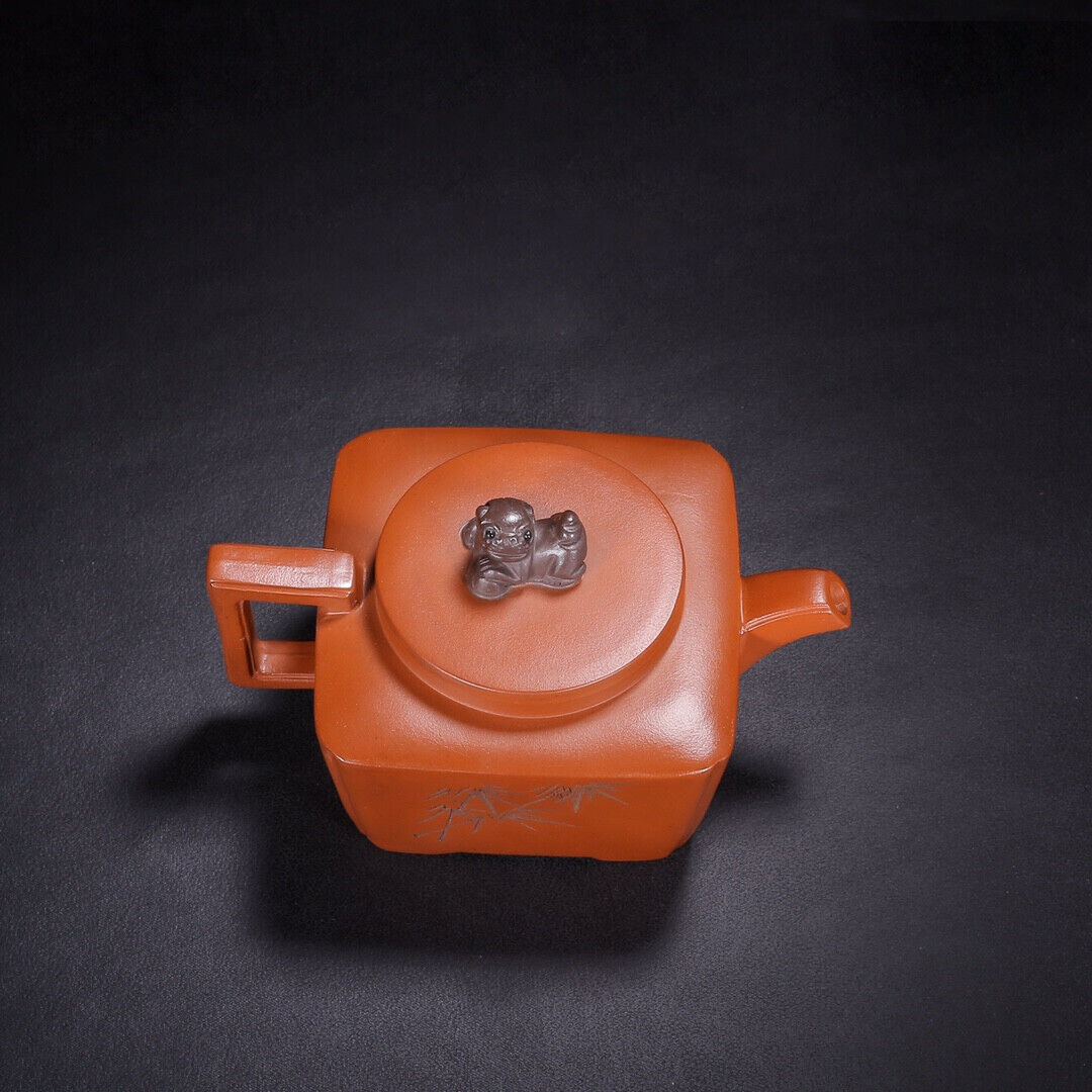 Chinese Yixing Zisha Clay Handmade Exquisite Teapot （四方 底款：顾景舟）