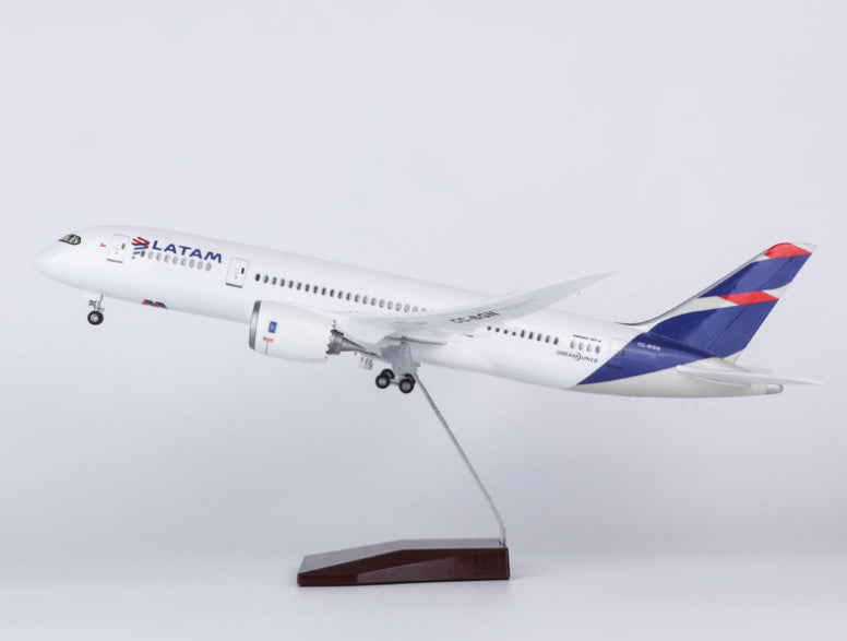 1:130 43CM LATAM BOEING 787 Airplane Landing Gear Resin Aircraft Plane Model