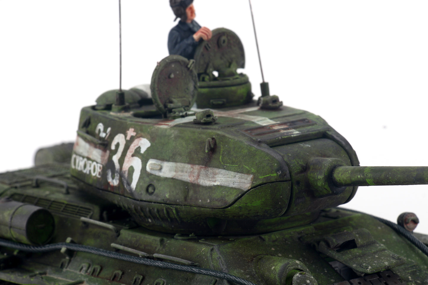 FOV SOVIET MEDIUM TANK T-34/85 36# Battle Weathering Version 1/32 DIECAST MODEL