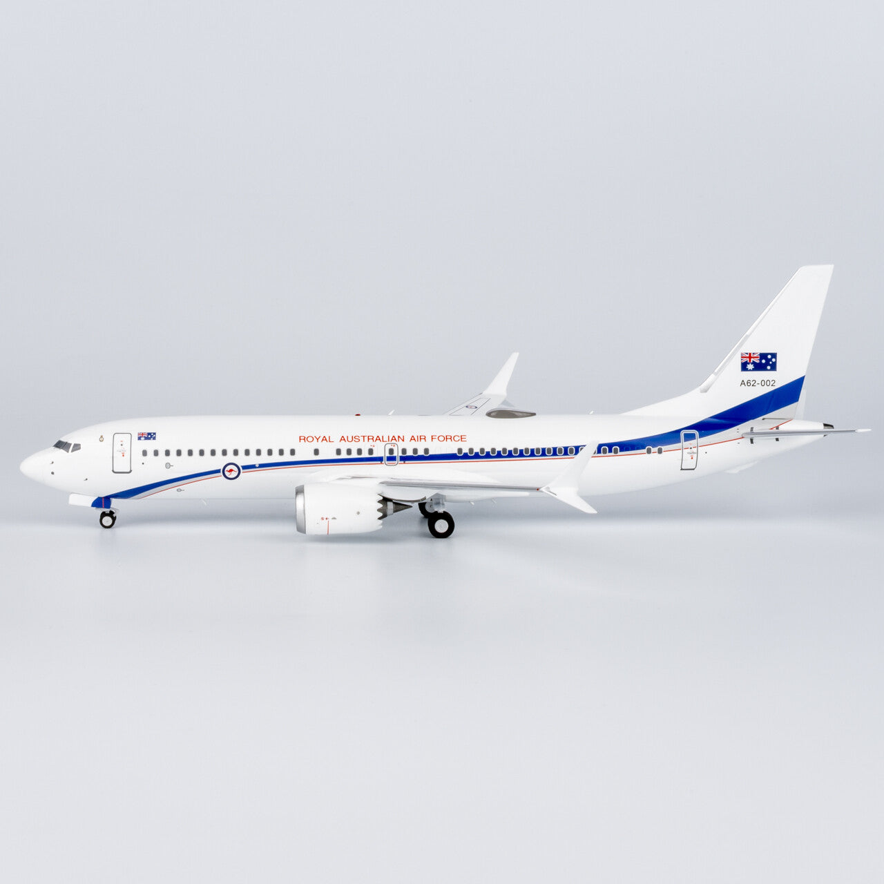 1:200 NG Models RAAF Boeing 737 MAX 8 Passenger Diecast Aircraft Model