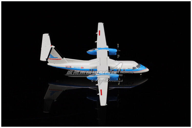 1:200 GeminiJets American Eagle Bombardier Dash 8 Q100 Airplane Diecast Model