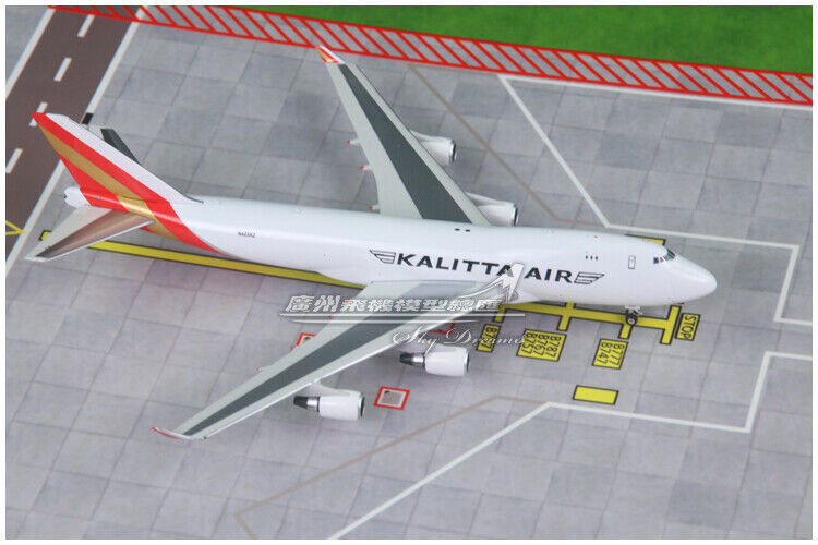 1:400 Phoenix Kalitta Air BOEING 747-400 Passenger Airplane Diecast Plane Model