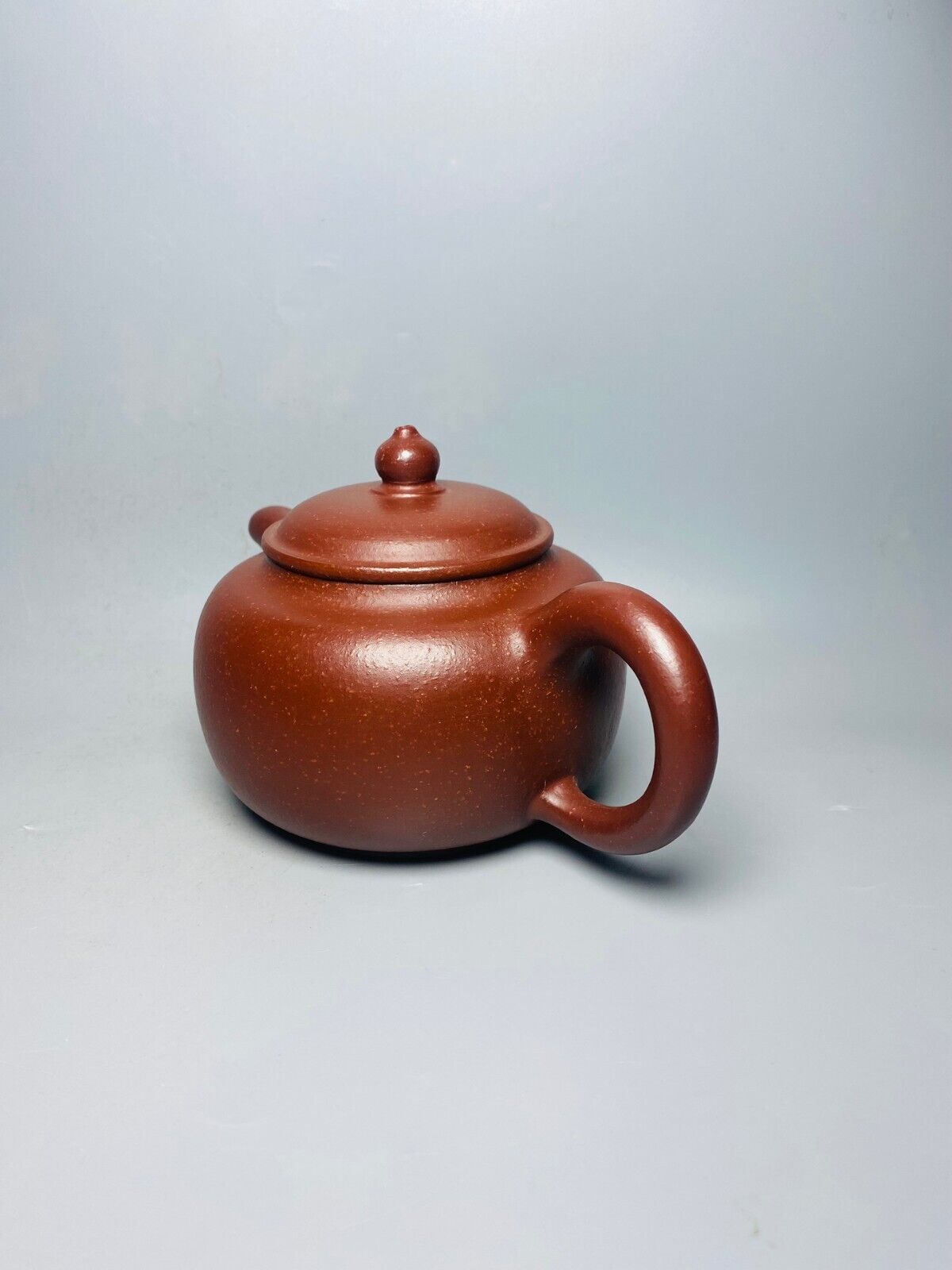 Chinese Yixing Zisha Clay Handmade Exquisite Teapot （厚福壶 底款：陈菊华）