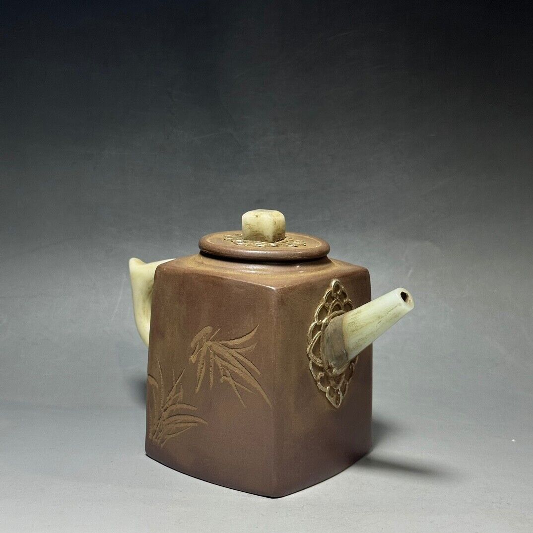 Chinese Yixing Zisha Clay Handmade Exquisite Teapot （高四方 底款：杨鹏年）