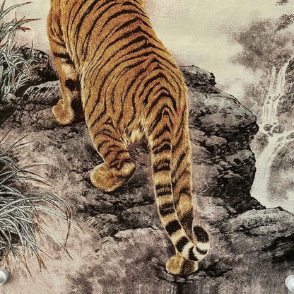 Antique Chinese "Uphill Tiger" Painting Silk Embroidery Tang Ka Painting Mural