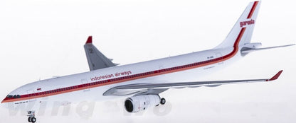 1:400 JC Wings Garuda Indonesia AIRBUS A330-300 Passenger Airplane Diecast Model