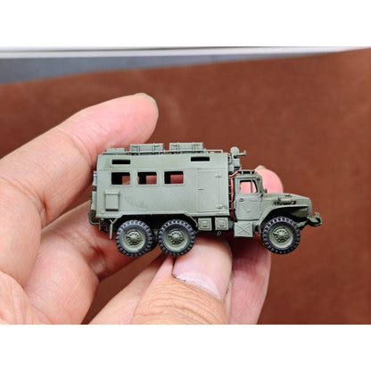 1/144 Russian Ural Kamaz Logistics Fuel Tanker Command Vehicle Finished Model