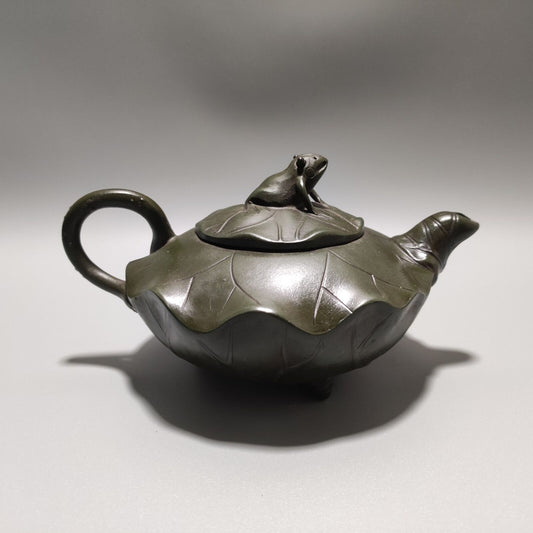 Chinese Yixing Purple Clay Teapot Tea Set Pot Zisha Ceramic Cute Decor Figurine