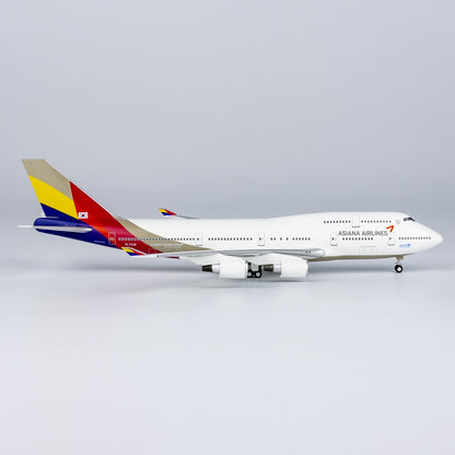 1:400 NG Lite Asiana Airlines Boeing 747-400 Diecast Aircraft Model HL7428