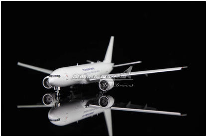 1:400 JC Wings Lufthansa BOEING 777-200LRF Airplane Flap Down Diecast Model