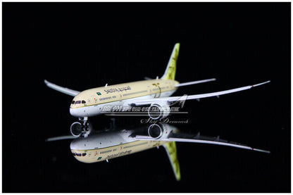 1:400 JC Wings Saudi BOEING 787-9 Passenger Airplane Flap Down Diecast Model
