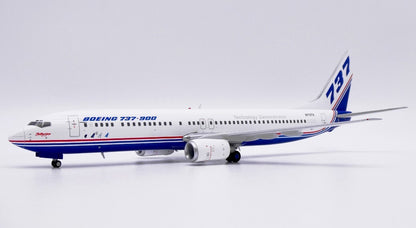 1:200 JC Wings Boeing Company BOEING B737-900 Airplane Diecast Aircraft Model